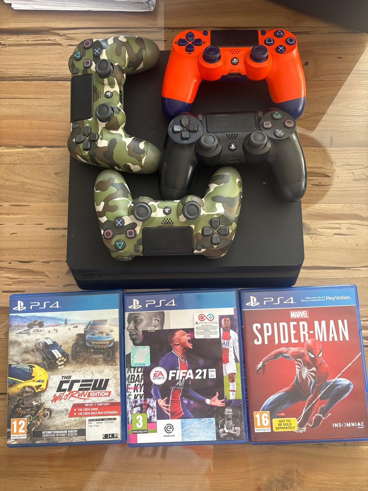 PlayStation 4 met 4 controllers en 3 spellen, Ophalen of Verzenden, Gebruikt, Met 3 controllers of meer, Met games