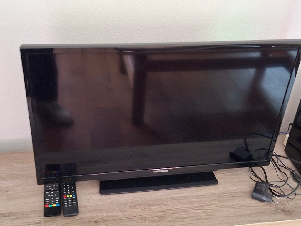 Televisie 32 inch van telefunken, Gebruikt, 50 Hz, LCD, 80 tot 100 cm