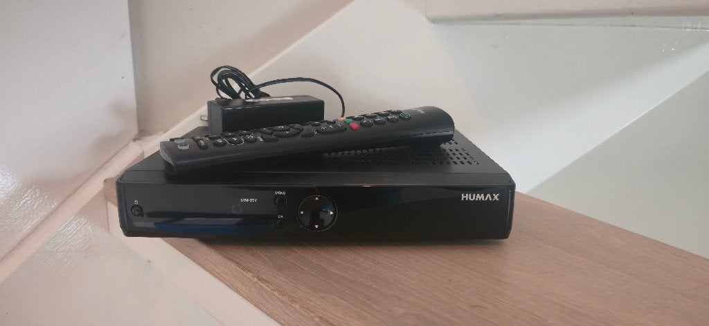 Humax iRHD-5300C/NL | Digitale tv-ontvanger - nooit gebruikt, Ophalen of Verzenden, Nieuw, Decoder