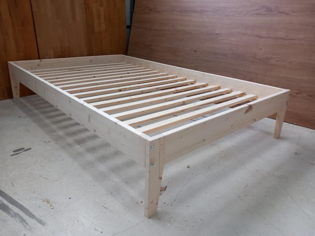 Bed Bo 120-140-160 x 200-210-220, Ophalen, 140 cm, Hout, Nieuw
