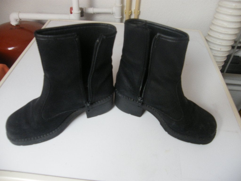 damesschoenen, Zwart, Lage of Enkellaarzen, Ophalen of Verzenden, Zo goed als nieuw