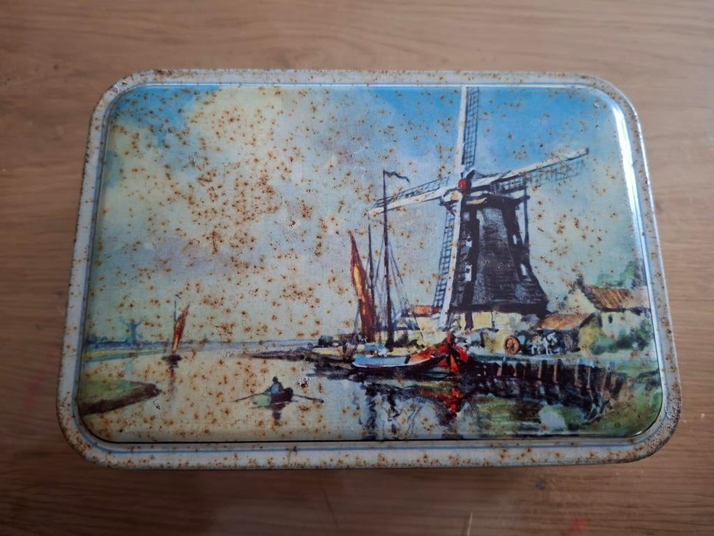 Oud rechthoekig blik met hollands tafereel molen boot water, Verzamelen, Blikken, Ophalen of Verzenden, Gebruikt, Overige, Overige merken