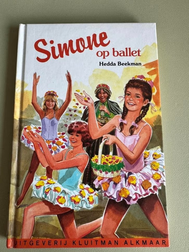 Boek Hedda Beekman - Simone op ballet, Boeken, Ophalen of Verzenden, Zo goed als nieuw, Hedda Beekman, Fictie