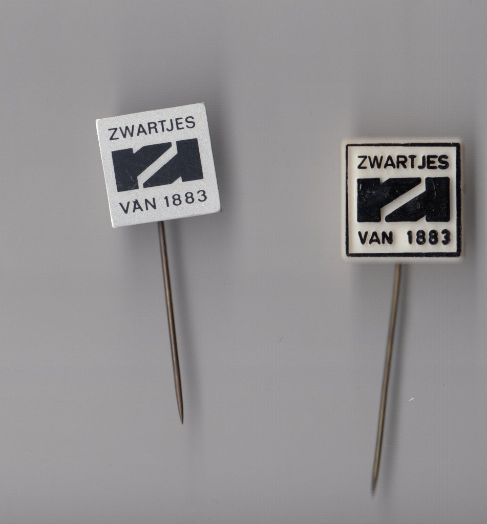 Zwartjes speldjes, Verzamelen, Gebruikt, Niet vindbaar, Niet vindbaar, Speldje of Pin