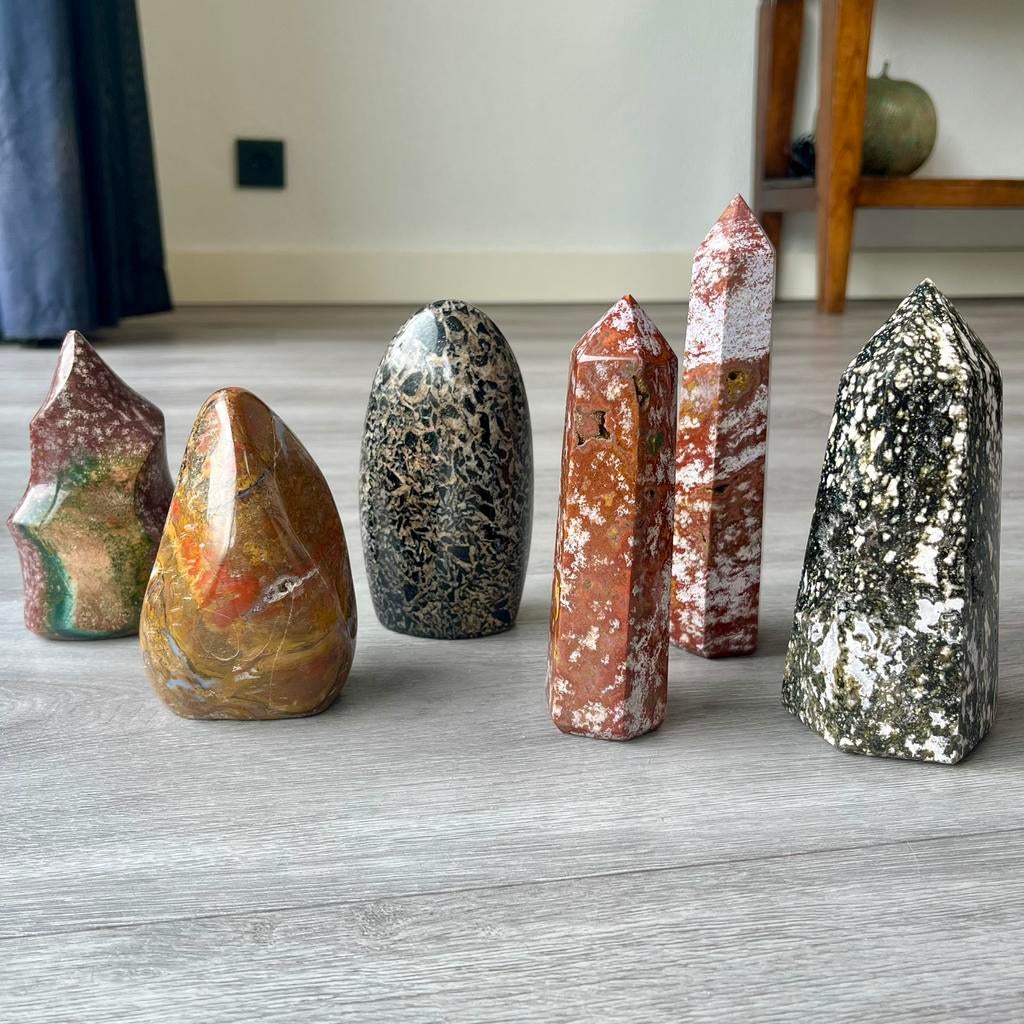 Set sculpturen – jaspis, agaat & toermalijnkwarts - 3,6 kg!, Verzamelen, Mineralen en Fossielen, Ophalen of Verzenden