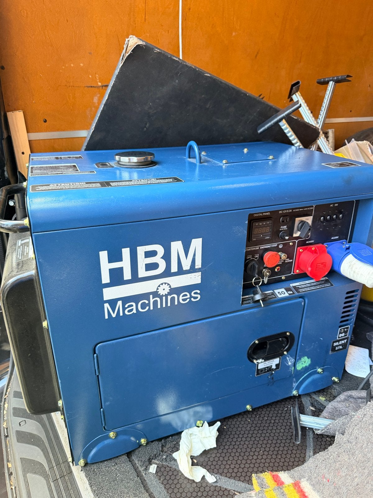 HBM Diesel Generator 5.5 KW - Model 9063, Gebruikt, Elektrisch startend, Dieselolie, Ophalen of Verzenden