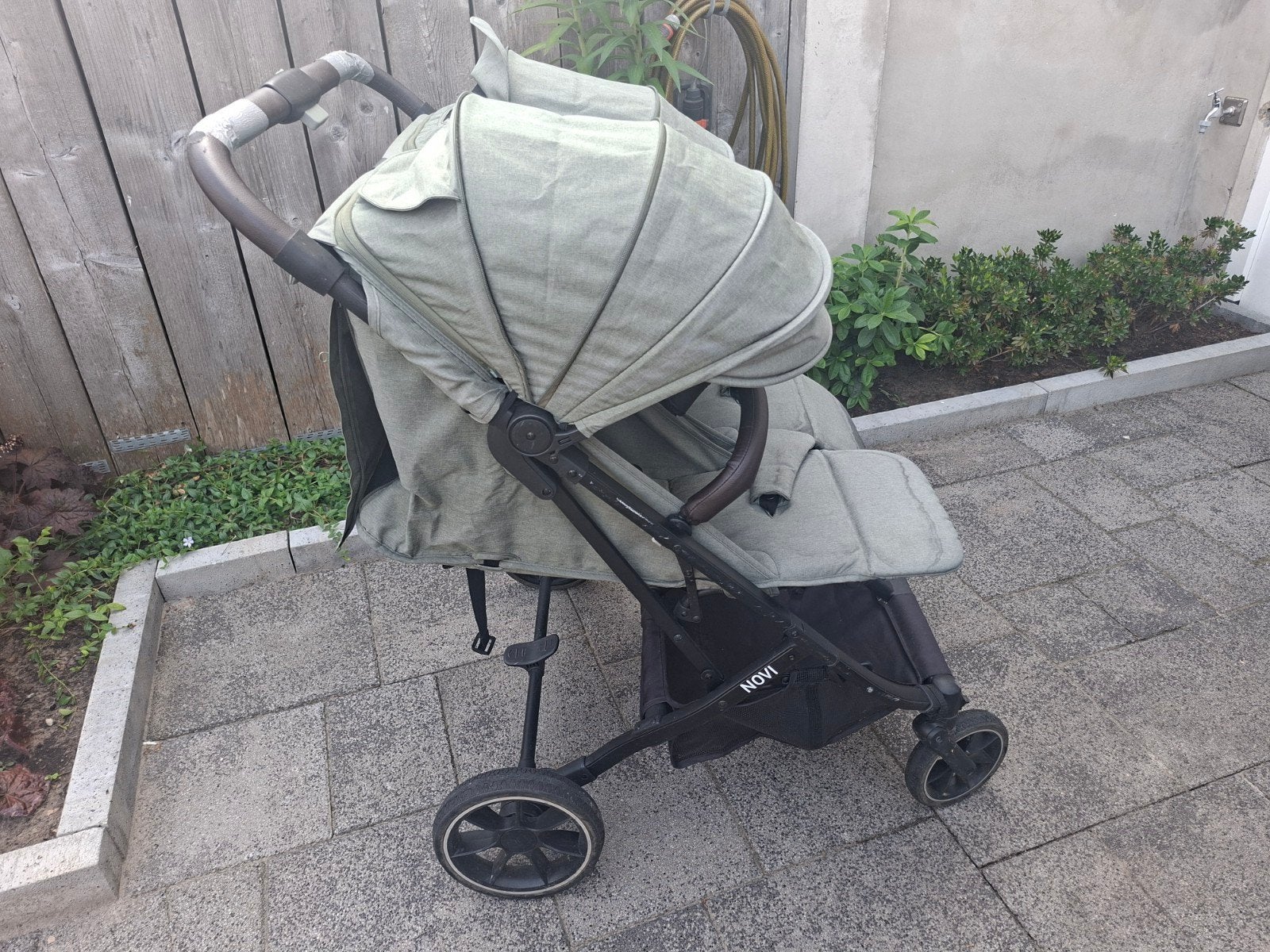 NOVI duo buggy, Ophalen, Gebruikt, Verstelbare rugleuning
