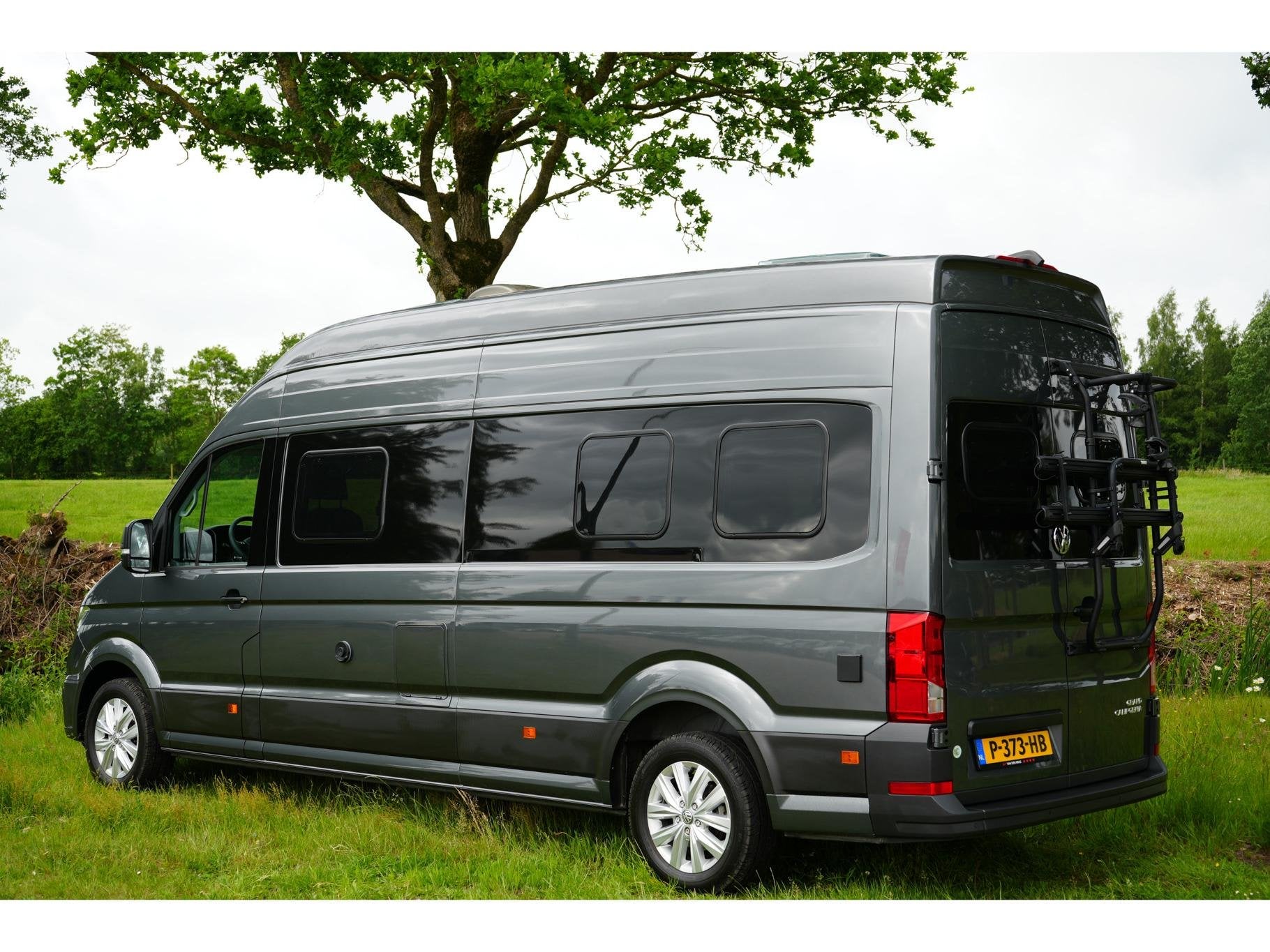 Volkswagen Crafter Grand California 680 2.0 TDI 177PK AUTOMA, Automaat, Buscamper of Camperbus, Verwarmde buitenspiegels, Volkswagen