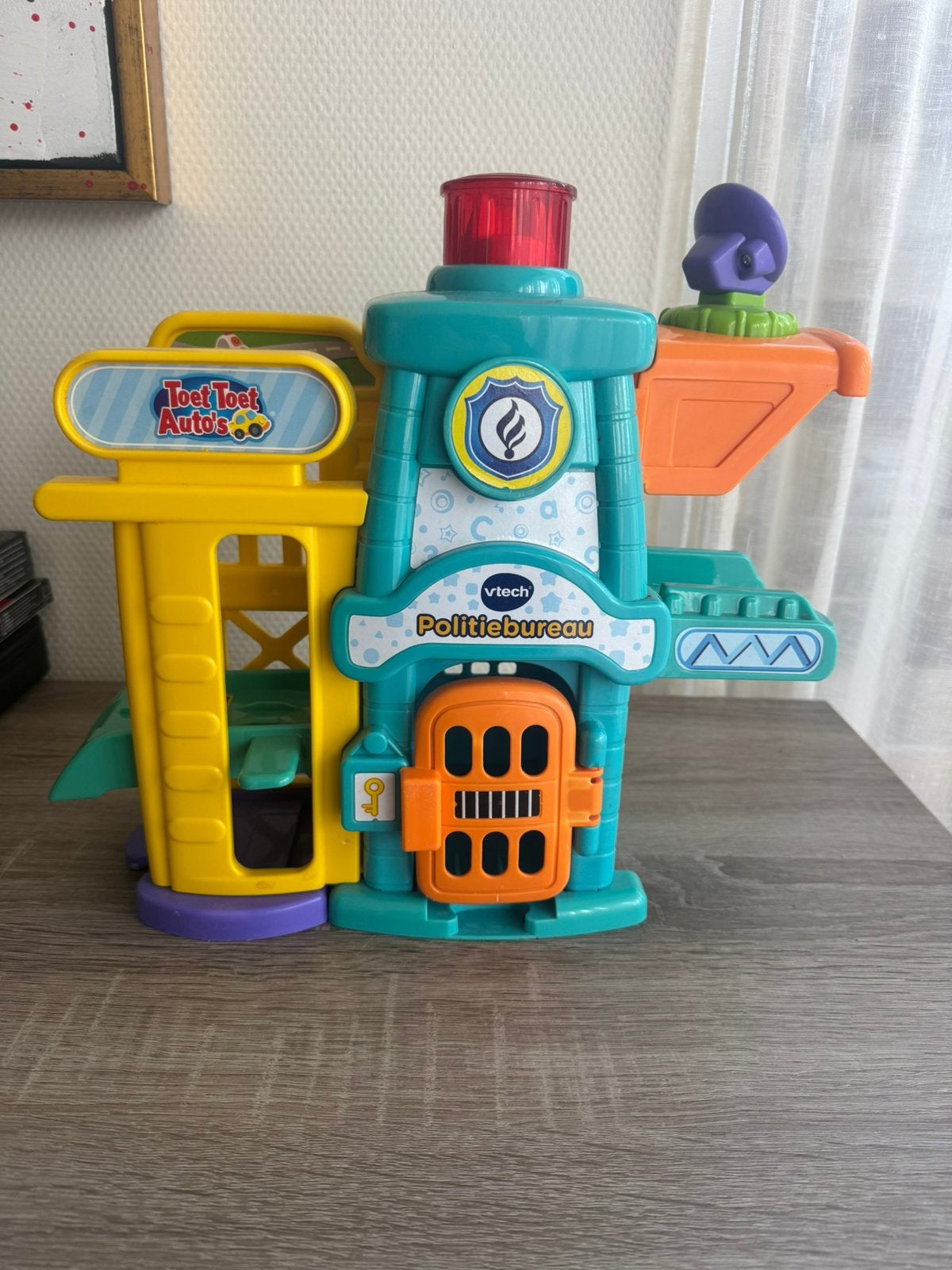 VTech Toet Toet politiebureau, parkeergarage en onderdelen, Ophalen of Verzenden, Gebruikt, 2 tot 4 jaar