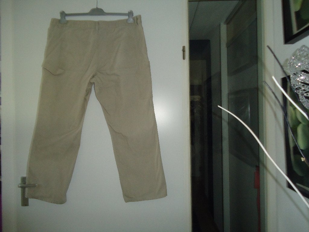 herenbroek mt 42/32 soort werkbroek, Kleding | Heren, Beige, Overige maten, Ophalen of Verzenden, Zo goed als nieuw