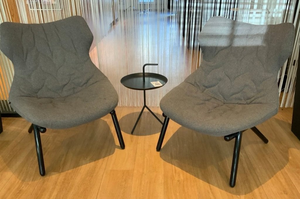Kartell stoelen 2 stuks als nieuw exclusief twv € 1700,00 st, Ophalen of Verzenden, Zo goed als nieuw, Starck Flexform Hay Muuto