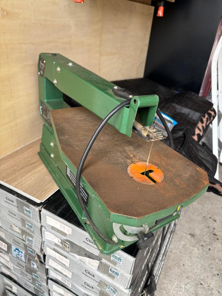 Oersterke figuurzaagmachine voor de liefhebber, Ophalen, Gebruikt