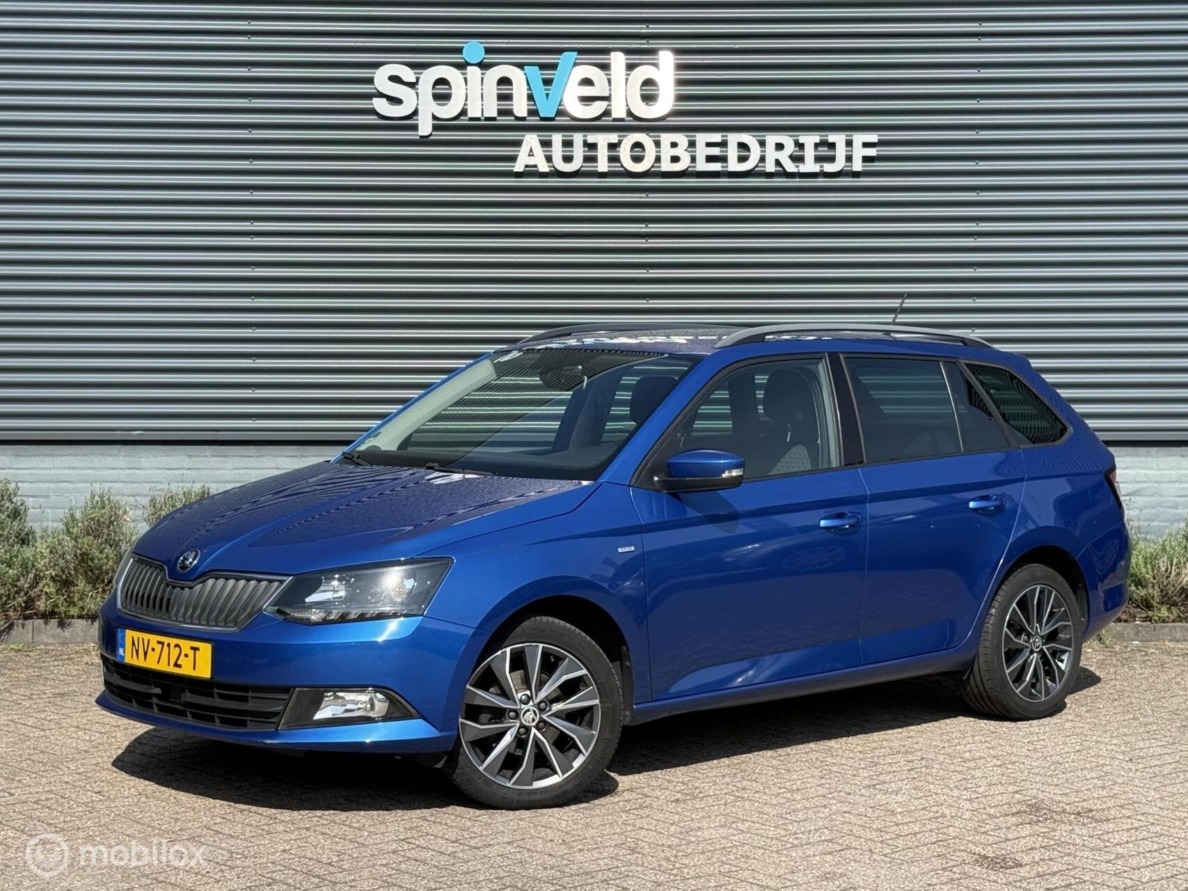 Skoda Fabia Combi 1.2 TSI Drive - Navi - Trekhaak - Nap -, Parkeersensor, Euro 6, 4 cilinders, Blauw