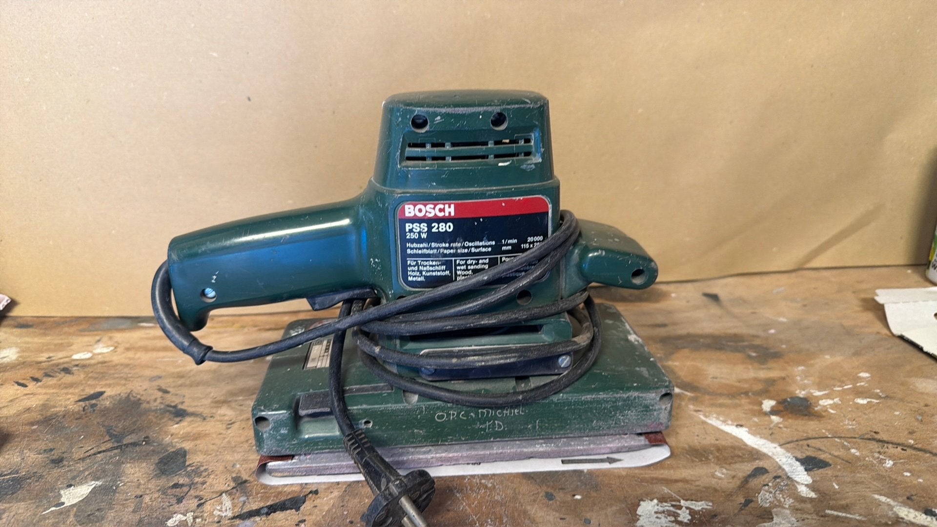 Bosch vlakschuurmachine, Ophalen of Verzenden, Gebruikt, Minder dan 600 watt, Vlakschuurmachine