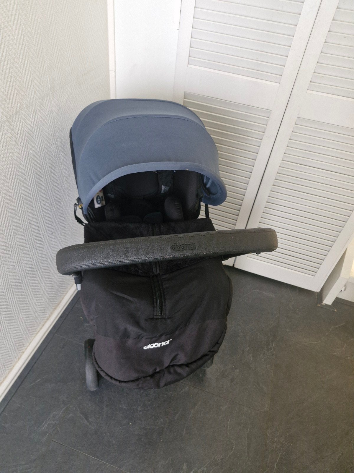 Doona X, Gebruikt, Combiwagen, Verstelbare duwstang, Ophalen