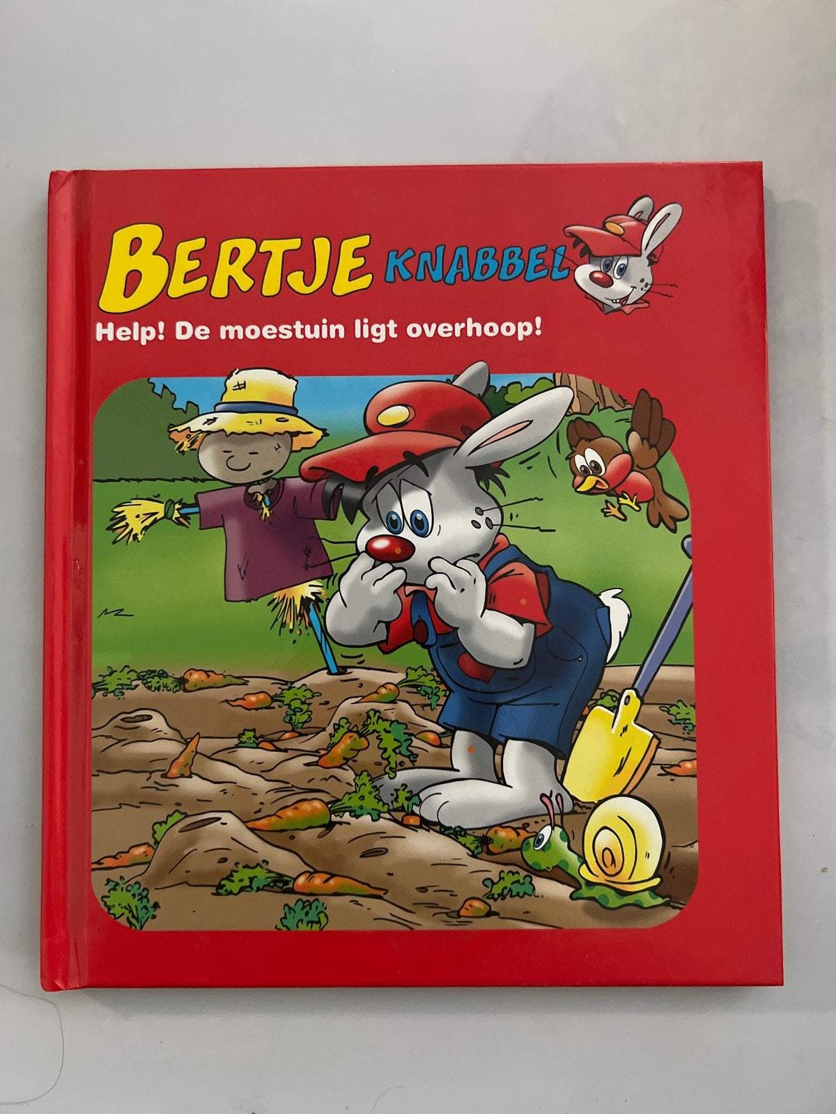 Bertje Knabbel: Help! De moestuin ligt overhoop!, Ophalen of Verzenden, Zo goed als nieuw, 2 tot 3 jaar