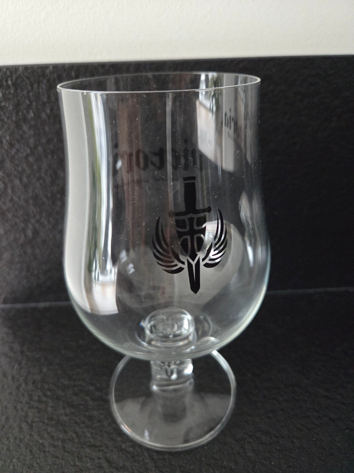 victoria bierglas op voet, Ophalen of Verzenden, Zo goed als nieuw, Bierglas