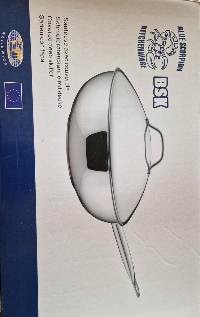 Nieuwe BSK Wokpan 32 cm met deksel - RVS, Inductie geschikt, Huis en Inrichting, Keuken | Potten en Pannen, Onbekend, Nieuw, Ophalen of Verzenden
