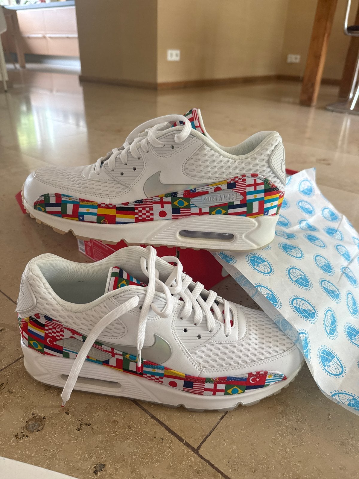 Nike Air Max 90 NIC QS 'International Flag' - Maat 46, Kleding | Heren, Schoenen, Ophalen, Nieuw, Wit, Sneakers of Gympen