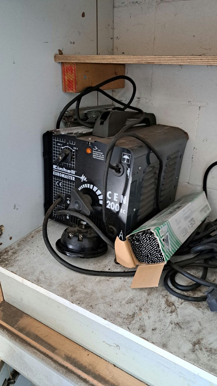 Einhell Euromaster CEN 200 EC Lasapparaat, Ophalen