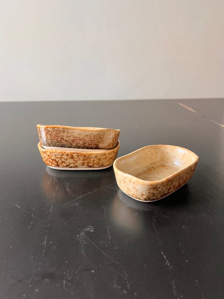 Set van 3 ovale schaaltjes - Bruin/Beige gespikkeld, Ophalen, Overige materialen, Overige merken, Overige stijlen