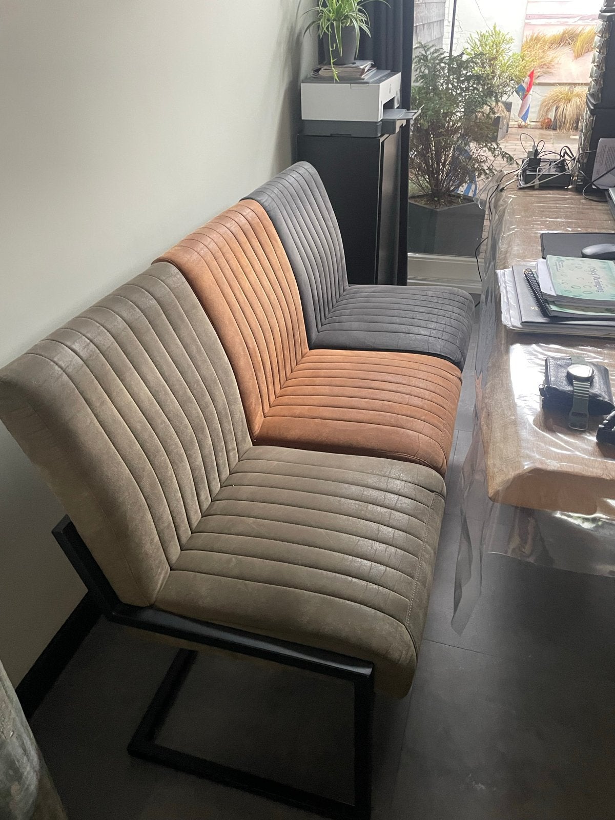 Set van 3 eetkamerstoelen in diverse kleuren en een bank, Ophalen, Gebruikt, Overige kleuren, Drie