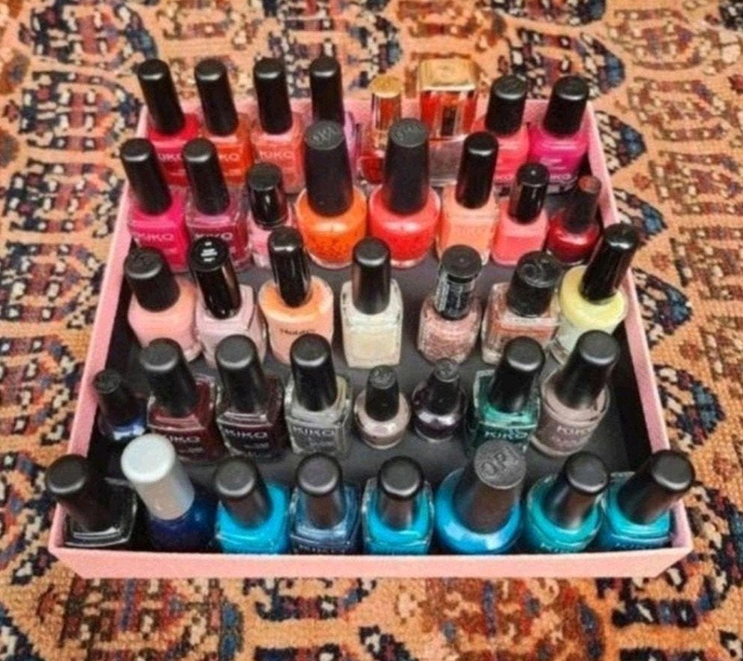 Nagellak €35,-, Ophalen of Verzenden, Zo goed als nieuw, Handen en Nagels