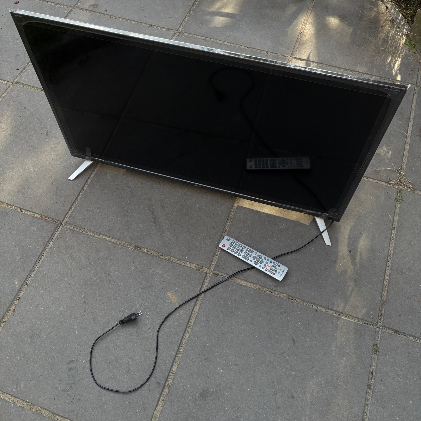 Sharp Aquos 40 inch Full HD LED TV met afstandsbediening, LED, 120 Hz, Ophalen of Verzenden, Zo goed als nieuw