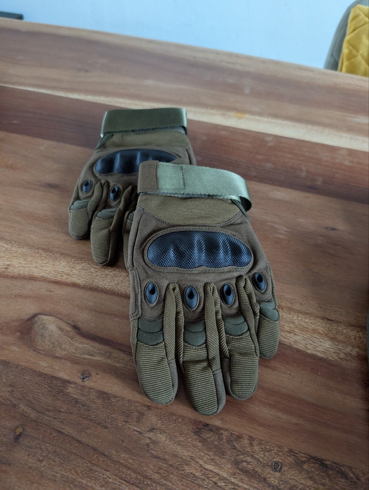 Airsoft bescherming bril handschoenen etc. nieuw ongebruikt, Ophalen of Verzenden, Landmacht, Nederland
