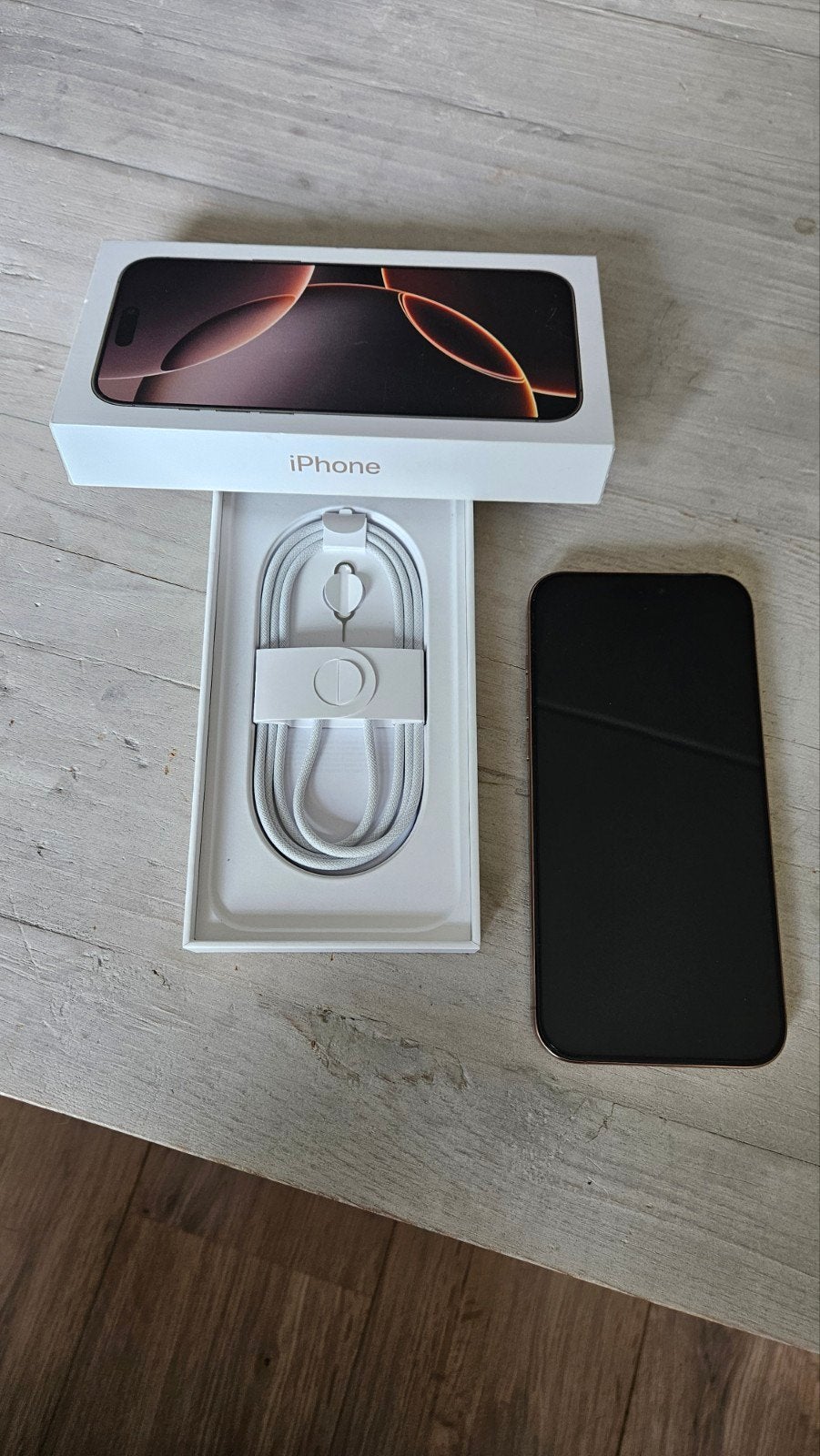 iPhone 16 Pro Max - Zo goed als nieuw, Telecommunicatie, Mobiele telefoons | Apple iPhone, IPhone 16 Pro Max, Zo goed als nieuw