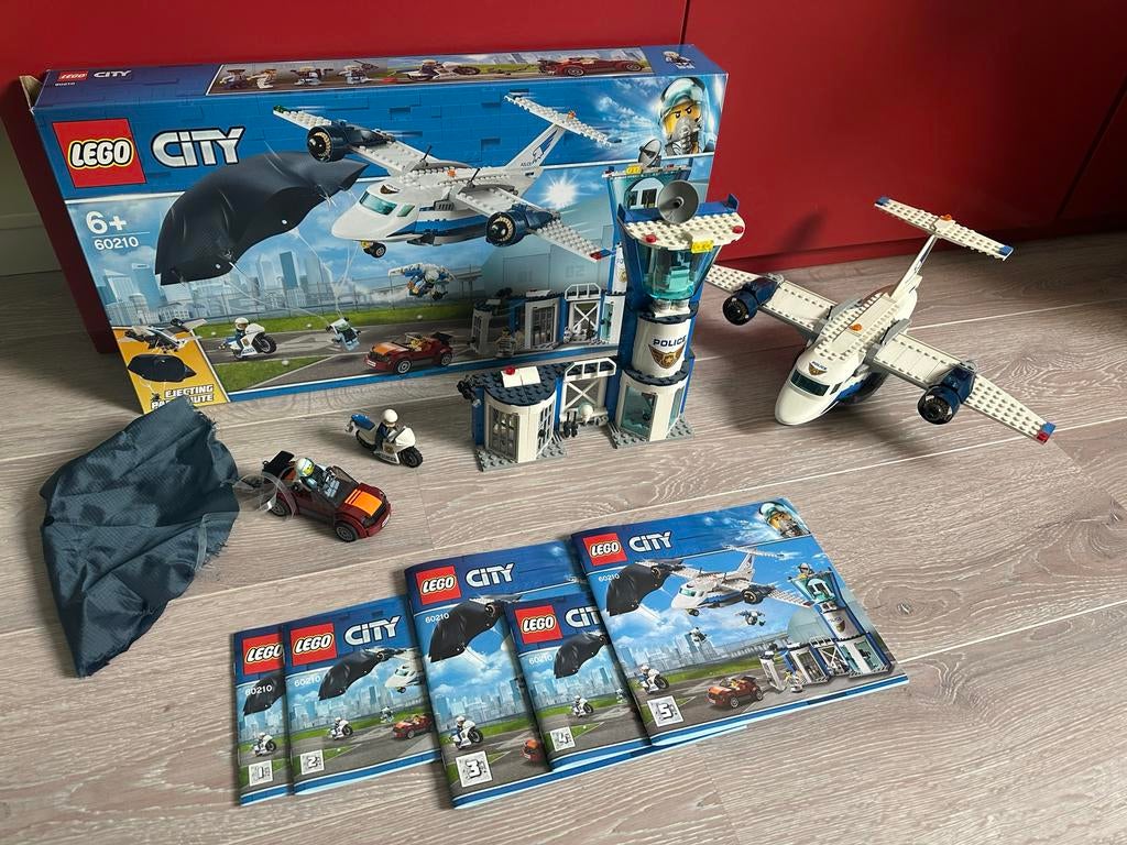Lego City 60210 Luchtpolitie Sky Police Luchtbasis, Lego, Ophalen of Verzenden, Compleet, Complete set