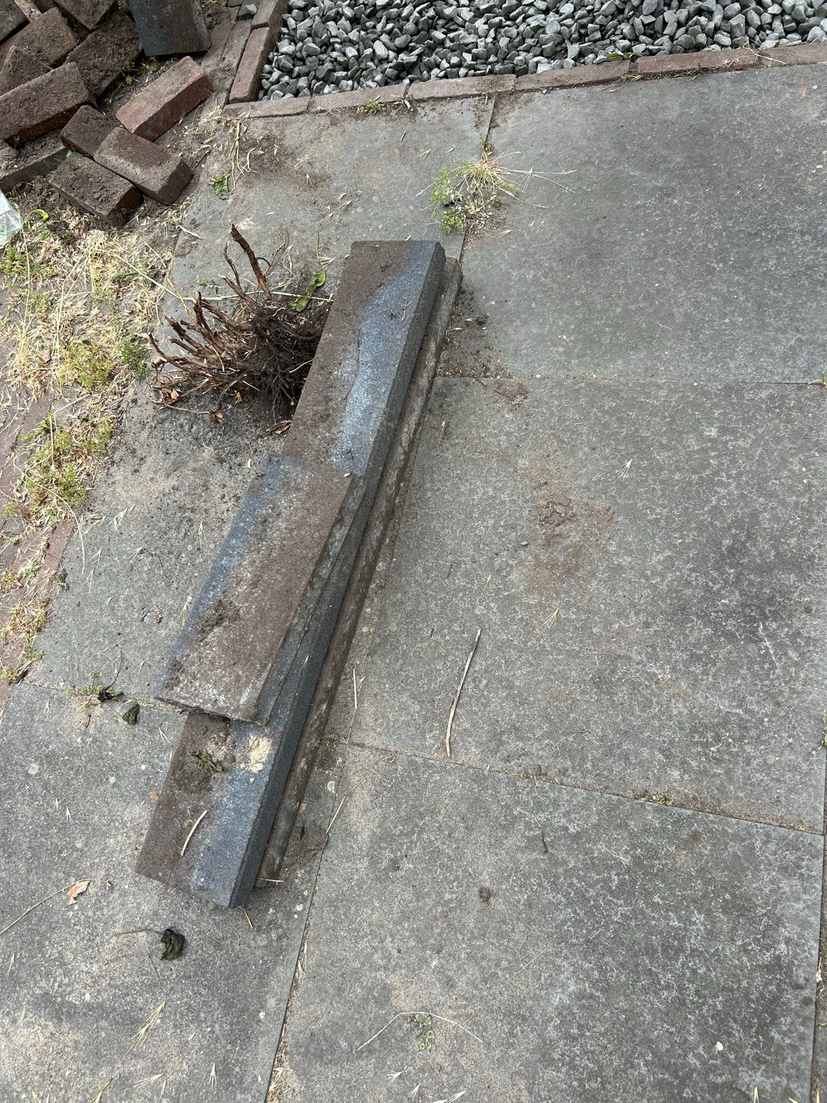 Gratis bielzen en tuinstenen af te halen in Aalsmeer, Tuin en Terras, Bielzen en Borders, Ophalen, Gebruikt, Biels, 200 cm of meer