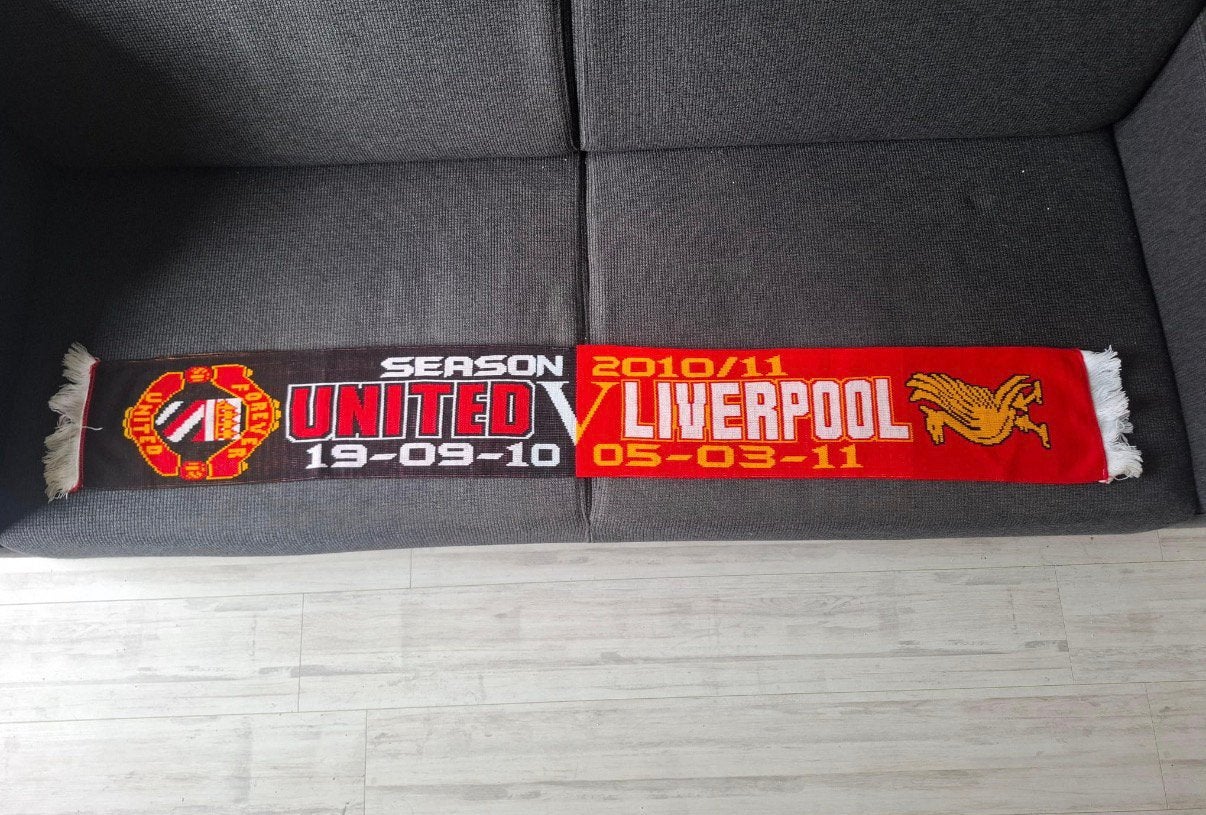 Manchester United Liverpool sjaal, Verzamelen, Ophalen of Verzenden, Zo goed als nieuw, Buitenlandse clubs, Vaantje of Sjaal