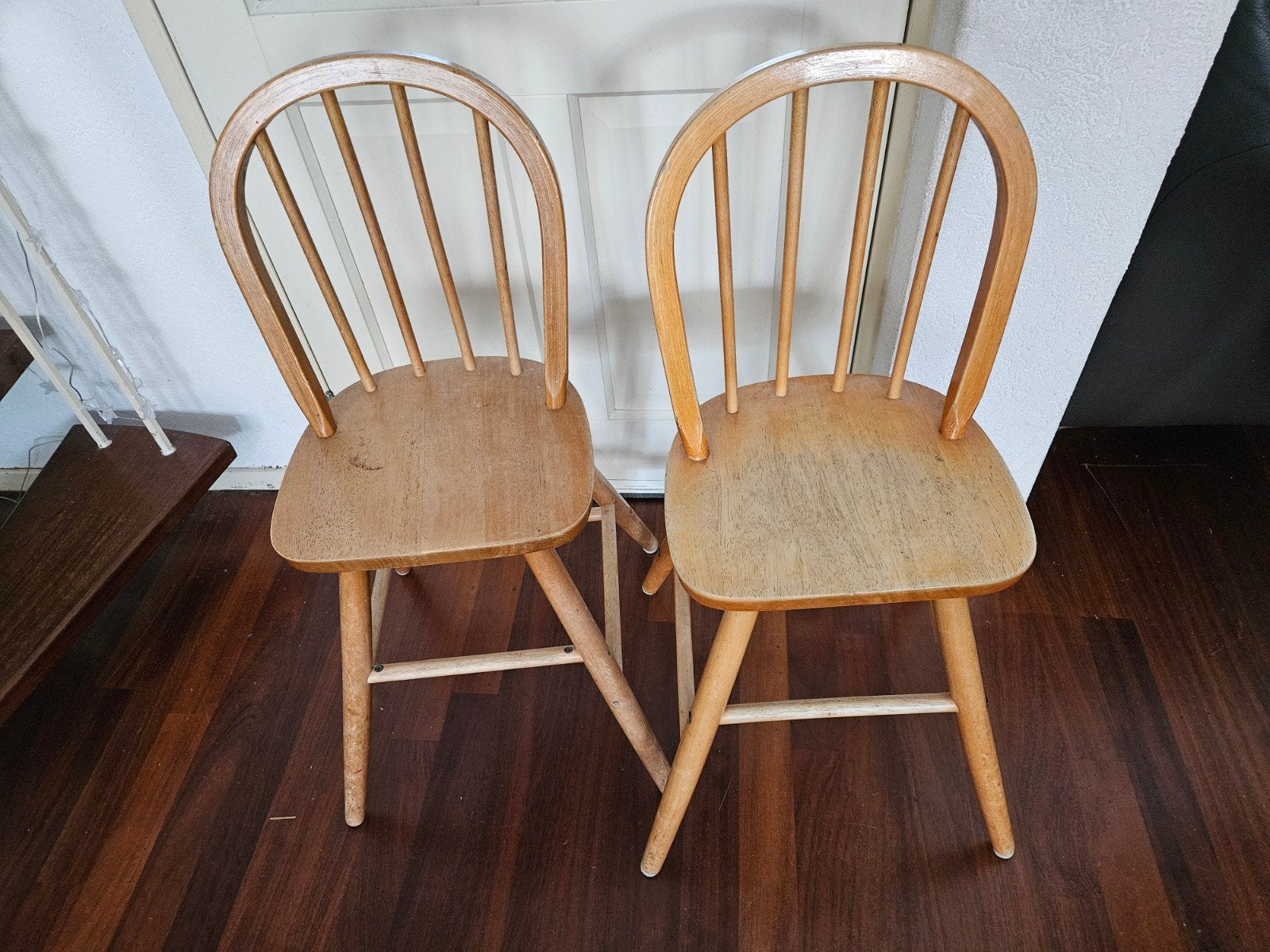 Gratis: 2  houten Ikea kinderstoelen, Ophalen, Gebruikt, Vintage, Scandinavisch, Overige kleuren