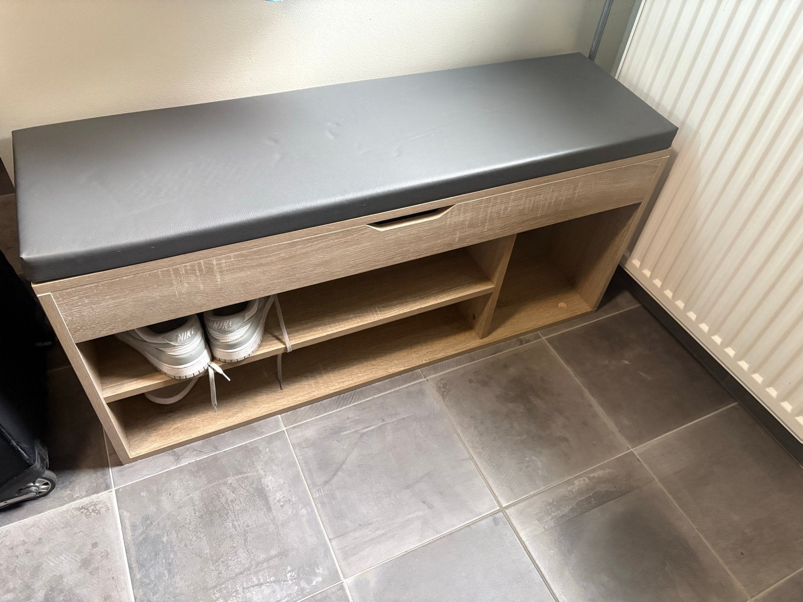 Schoenenbankje met opbergruimte en zitkussen, Ophalen, Gebruikt