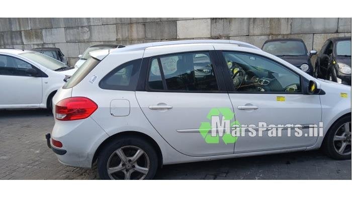 Portier 4Deurs rechts-achter van een Renault Clio, Gebruikt, -, -, Ophalen of Verzenden