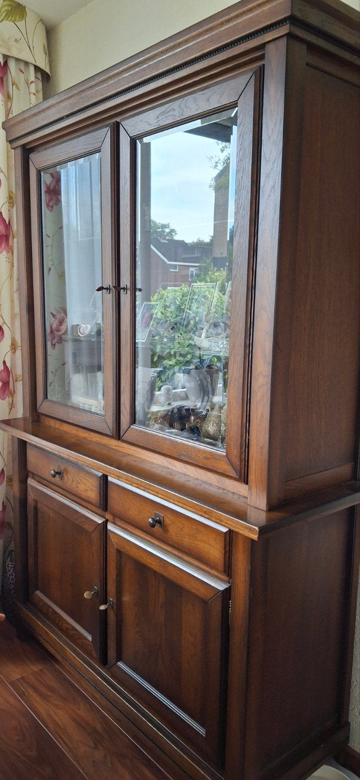 Eikenhouten vitrinekast met glazen deuren en lades, Huis en Inrichting, Ophalen, Gebruikt, Klassiek, Met lade(s)