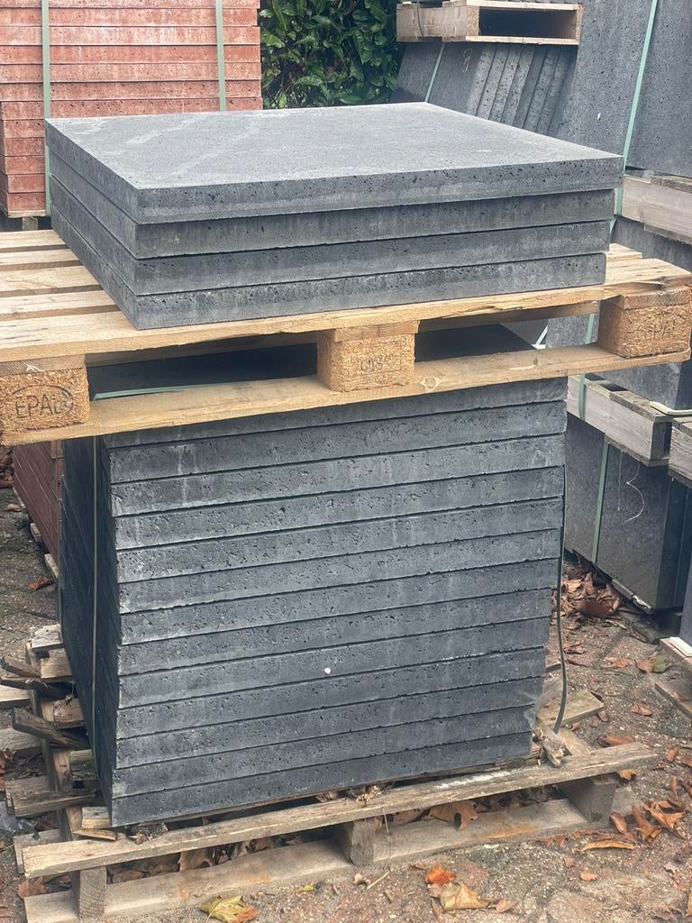 17 st oud Hollandse tegels 80x80x5 cm antraciet RESTPARTIJ, Ophalen, Nieuw, Beton, Terrastegels