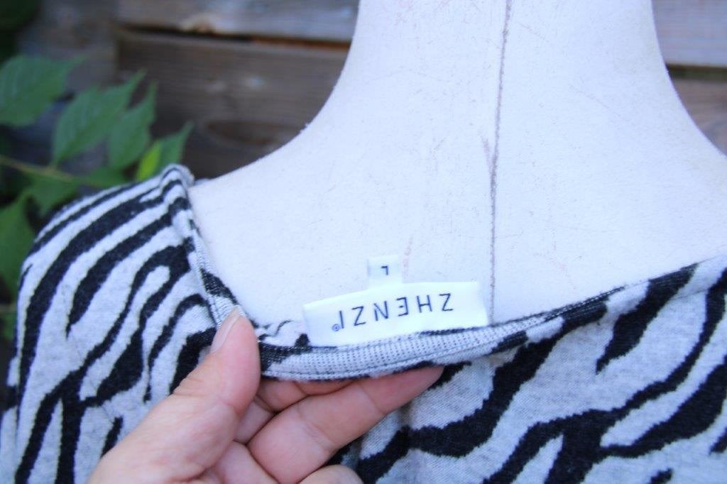 Jurk zwart/ beige Zhenzi mt L (50/52) Vaste prijs OPRUIMING, Zhenzi, Ophalen of Verzenden, Gedragen, Jurk