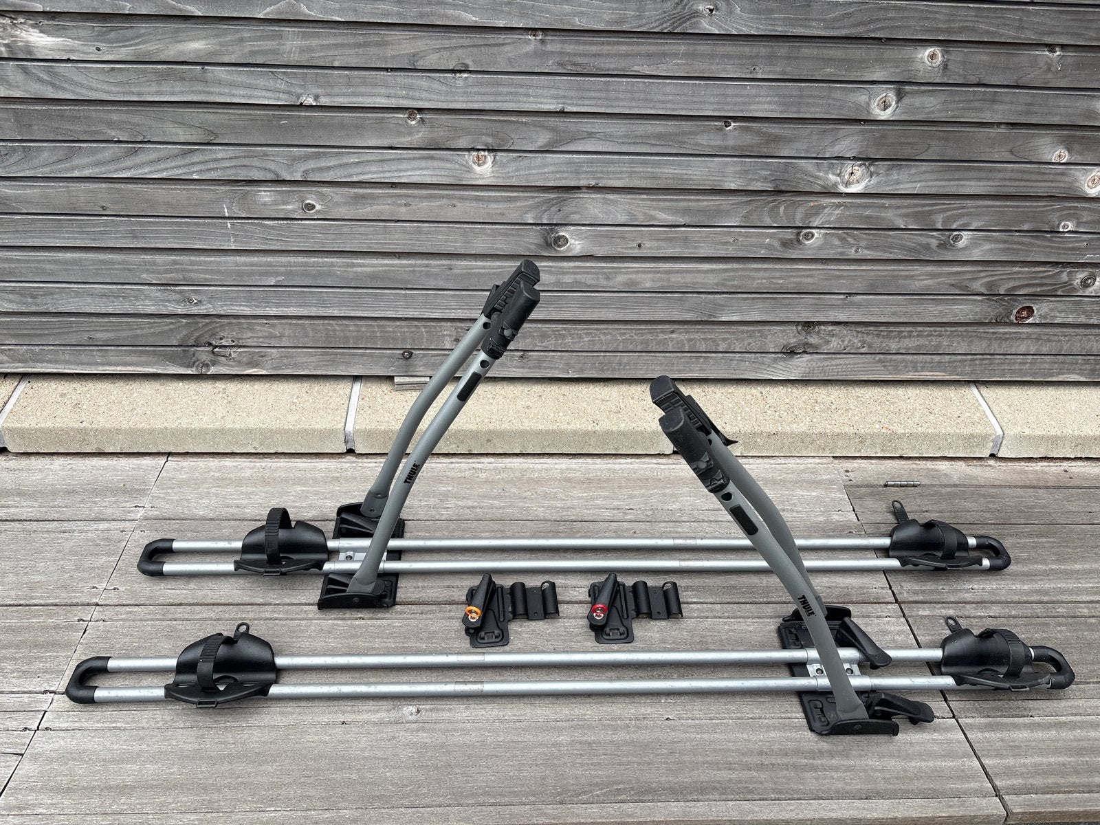 Thule Freeride fietsendragers (2 stuks), Auto diversen, Fietsendragers, Ophalen, 2 fietsen, Gebruikt, Dakdrager