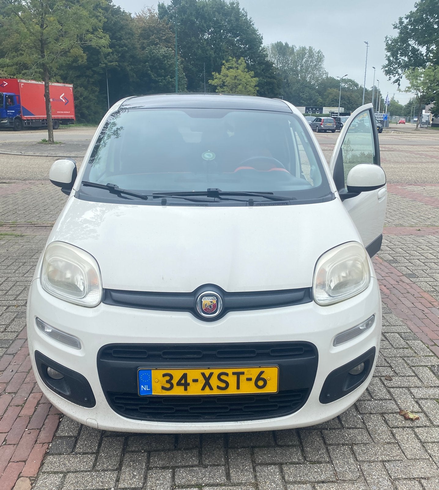 Fiat Panda Twinair 85 2012 Wit - Panorama dak, Voorwielaandrijving, 40 €/maand, Panda, Wit
