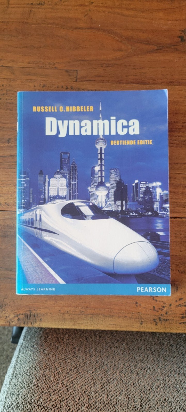 Dynamica - Russell C. Hibbeler (Dertiende Editie), Ophalen, HBO, Zo goed als nieuw, Russell C. Hibbeler