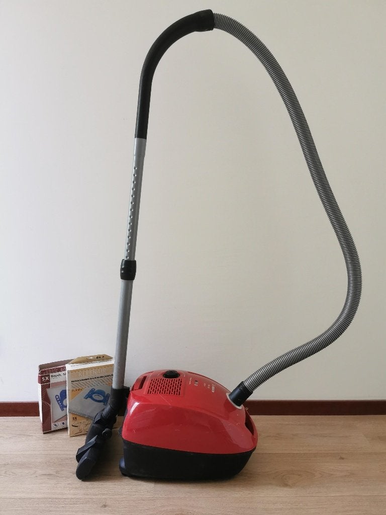 Bosch GL-30 2000 Watt stofzuiger met zak zie fotos, Stofzak, Bosch, Overige typen, Ophalen of Verzenden