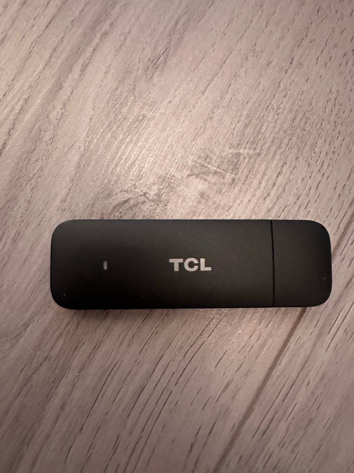 Nieuwe TCL 4G LTE USB-modem/router, Ophalen of Verzenden, Nieuw, Router met modem