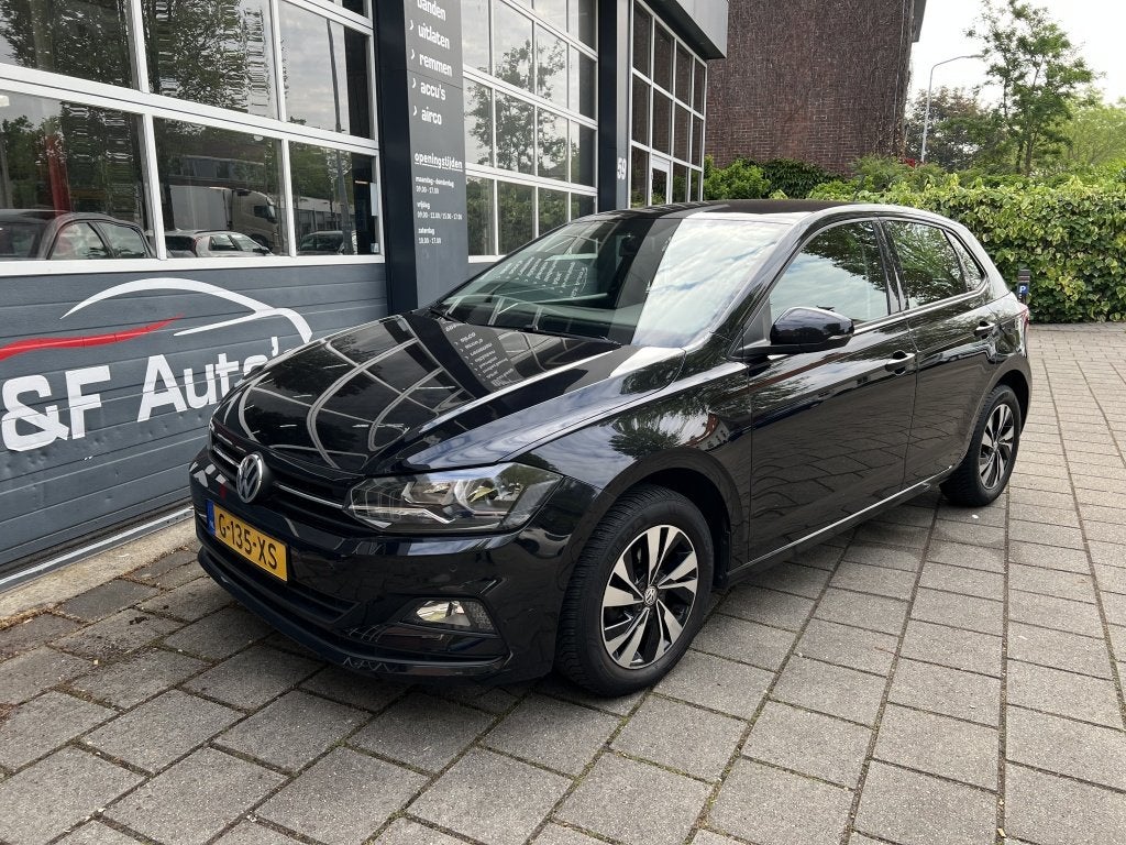 Volkswagen Polo 1.0 TSI Life Navi Apple/car play Airco Cruis, Auto's, Volkswagen, Stof, Gebruikt, Euro 6, 95 pk