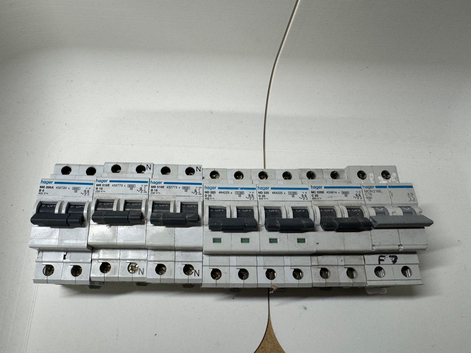 Hager ND225 D25 MB516E B16 diverse automaten, Ophalen of Verzenden, Gebruikt, Overige typen