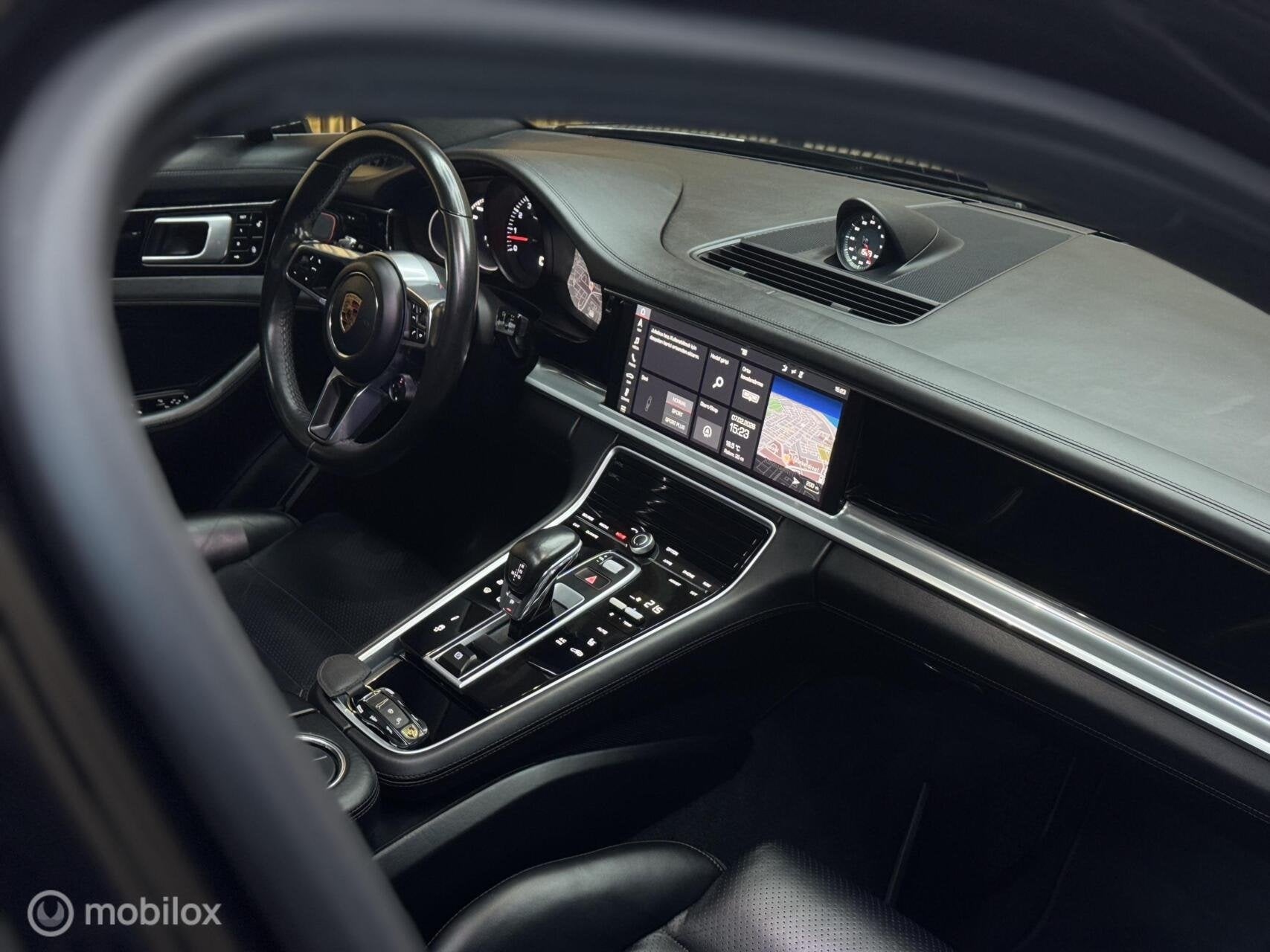 Porsche Panamera 3.0 4|Pano|360|Led|Lane|Carplay|Trekhaak, Gebruikt, 2995 cc, 4 stoelen, Leder
