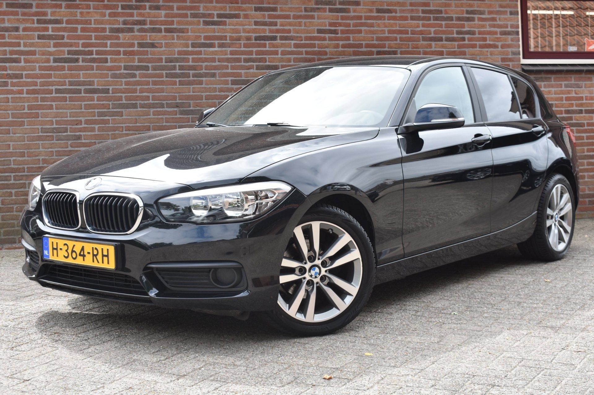BMW 1-serie 116d '15 Clima Navi Inruil mogelijk, Auto's, BMW, 1-Serie, Gebruikt, Start-stop-systeem, 116 pk