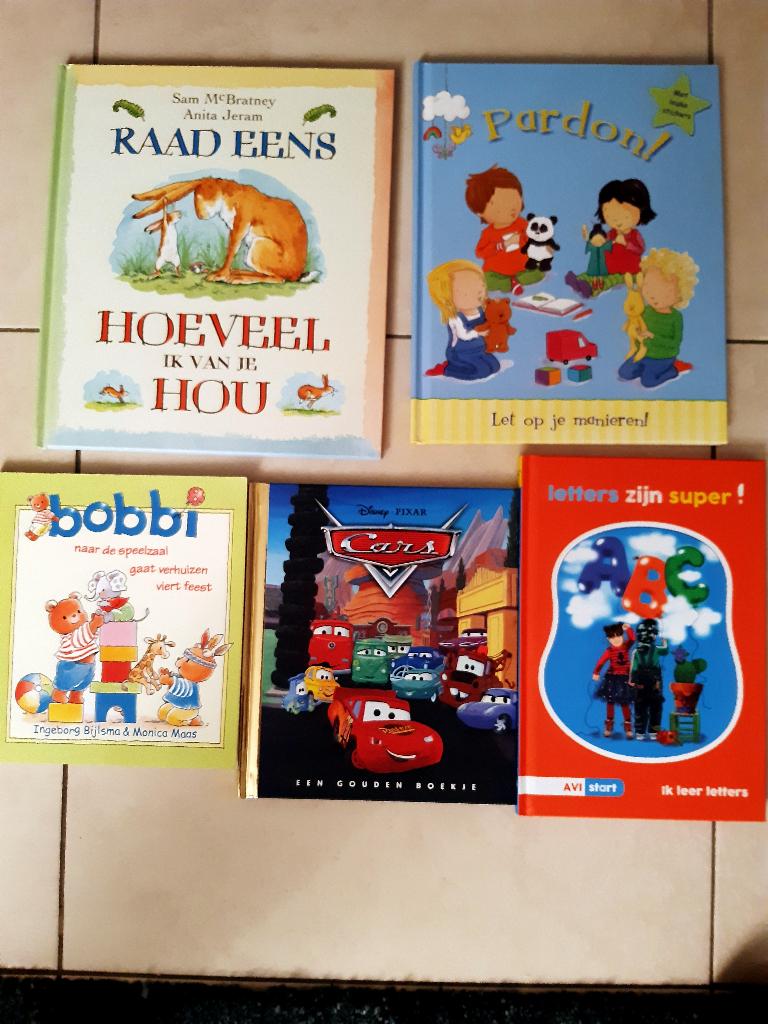 Diverse kinderboeken, o.a. bobbie, cars, Ophalen of Verzenden, Gelezen, Non-fictie