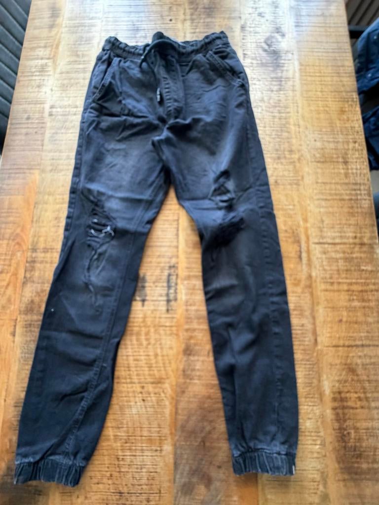 Zwarte Jogger Jeans met Scheuren - Comfortabel & Stijlvol, Ophalen of Verzenden, Zo goed als nieuw, Zwart, W32 (confectie 46) of kleiner